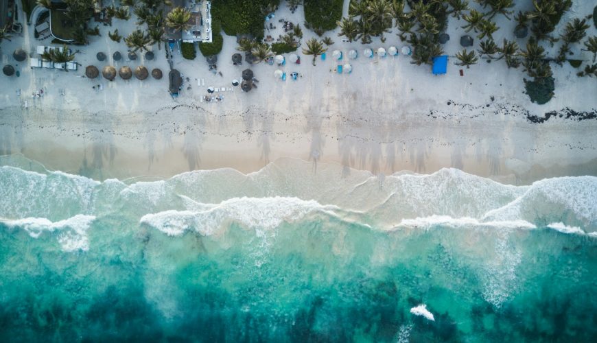aerial photography of beach shore during daytime