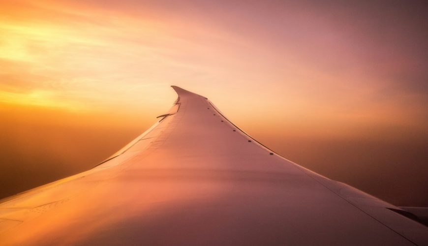white tent roof photo
